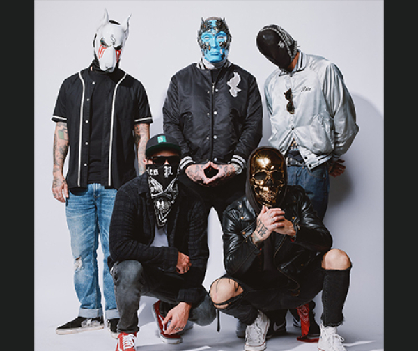 HOLLYWOOD UNDEAD