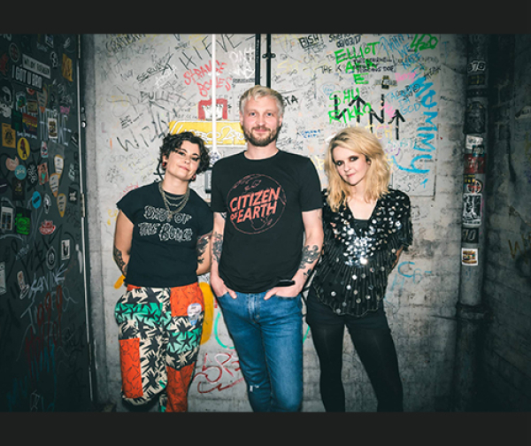 THE SUBWAYS