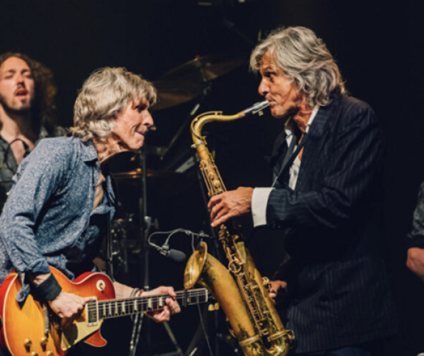 THE DIRE STRAITS EXPERIENCE